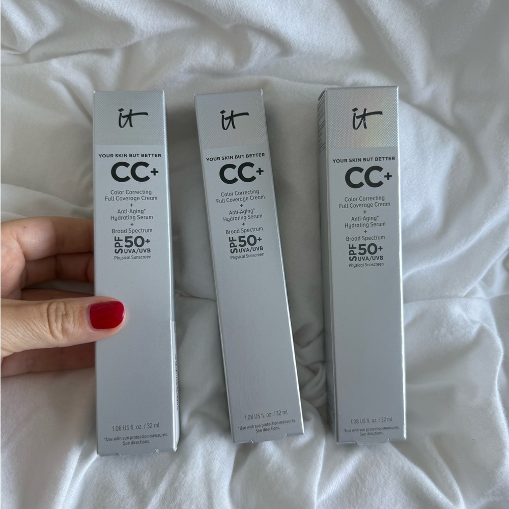 IT Cosmetics CC+ Color Correcting Cream SPF 50+ 3 pack (2 light medium, 1 light)